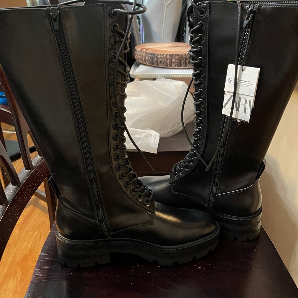 Zara Zip up boots 👢